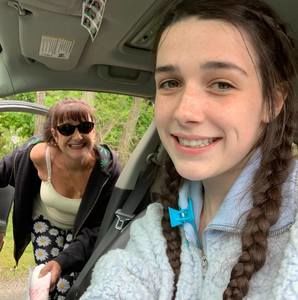 Meet your Posher, Dana